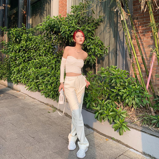 NEWA PROJECT 2021秋冬新款原创设计上衣露肩心机一字领针织衫女 商品图0