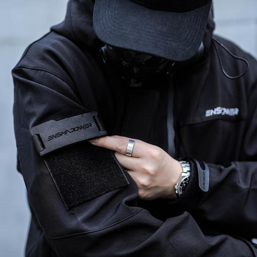 ENSHADOWER隐蔽者斜拉链软壳冲锋衣外套男冬季黑色加绒连帽夹克潮 商品图2