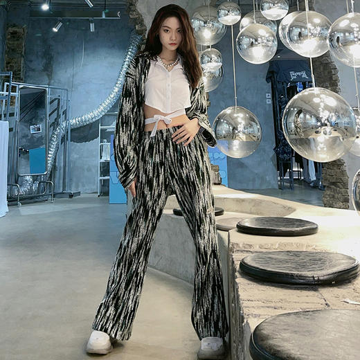 RELABEL 21SS定织未来感条纹毛料宽松衬衣外套 商品图3