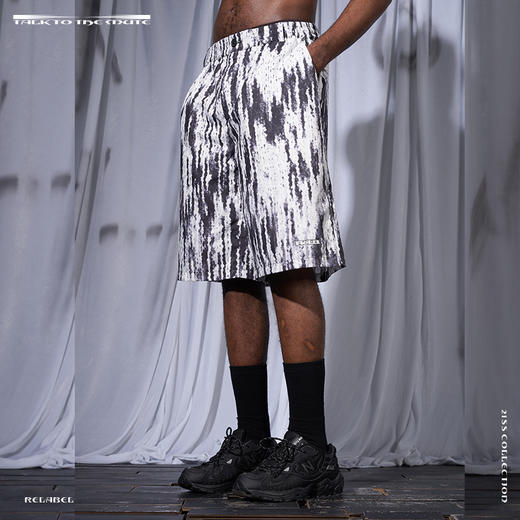 RELABEL 21SS  定织线织满印印花宽松休闲短裤 商品图0