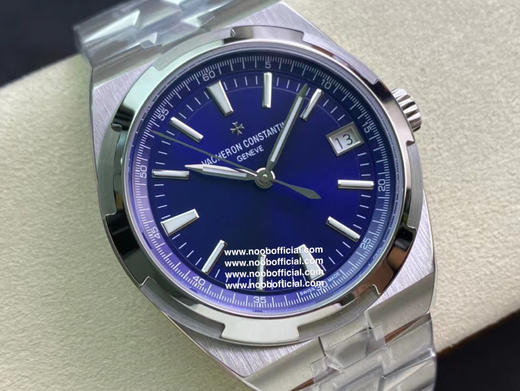 Vacheron Constantin 江诗丹顿 Overseas 纵横四海腕表 耗时10个月打造出来的精品 精钢表壳，直径 41mm 商品图8
