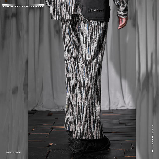 RELABEL 21SS定织未来感条纹毛料定制铭牌脚口可调节复古休闲裤 商品图2