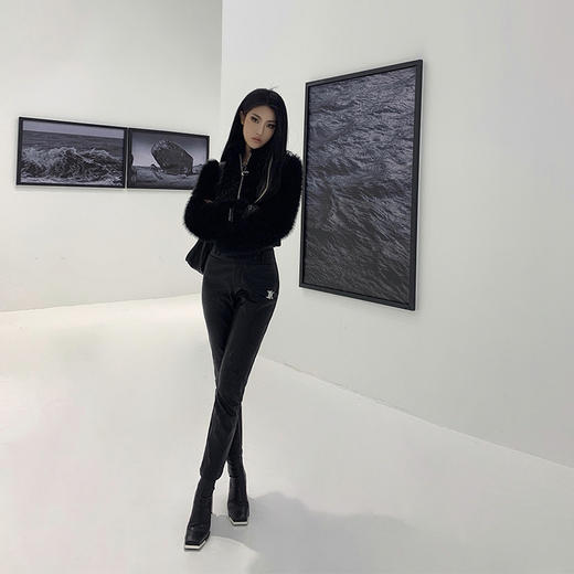 NEWA PROJECT2021秋冬原创设计高腰小众心机辣妹九分小脚裤皮裤女 商品图3