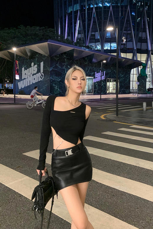 NEWA PROJECT 秋冬新款a字包臀裙pu皮黑色百搭半身裙机能皮短裙女 商品图5