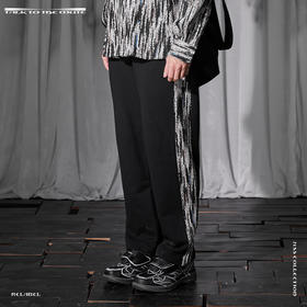 RELABEL 21SS定织未来感条纹毛料脚口抽绳拼接卫裤