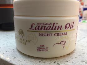 澳芝曼绵羊脂滋润维E晚霜250g