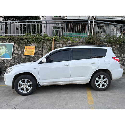丰田 RAV4荣放 2.0L 自动经典版 【月租-深圳】 商品图3
