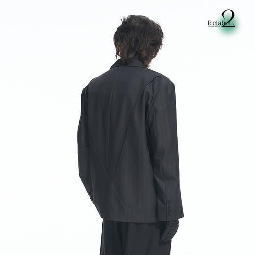 RELABEL 21AW几何切割撞色异材质毛绒拼接宽松廓形西服外套 商品图3