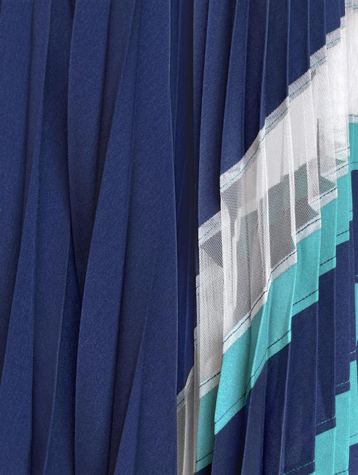 TYNVIE 不对称裙摆百褶拼接半身长裙-蓝绿色 商品图4