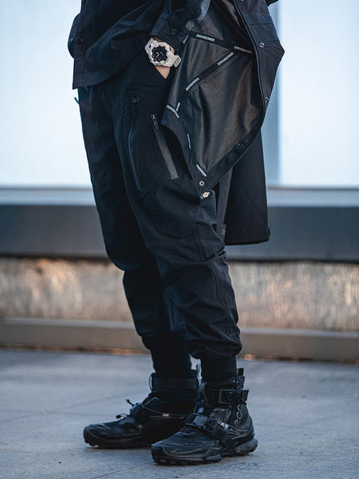 ENSHADOWER隐蔽者xCOMBACKxPUPILTRAVEL三方联名异形口袋束脚裤男 商品图1