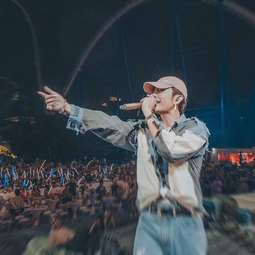 RELABEL 21SS 梁老师同款多层次糜烂破坏白蓝灰撞色拼接解构衬衣 商品图3