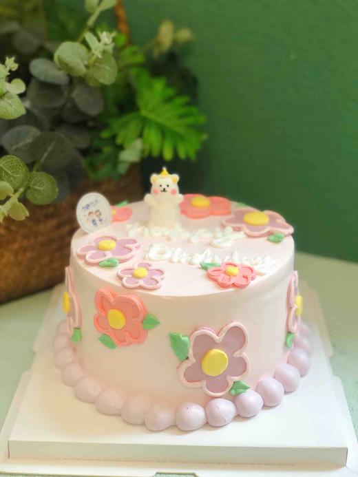 小熊花花奶油蛋糕 下单前请仔细阅读商品详情 商品图0