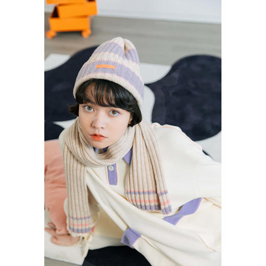 双成记翻边羊毛针织帽 商品图7