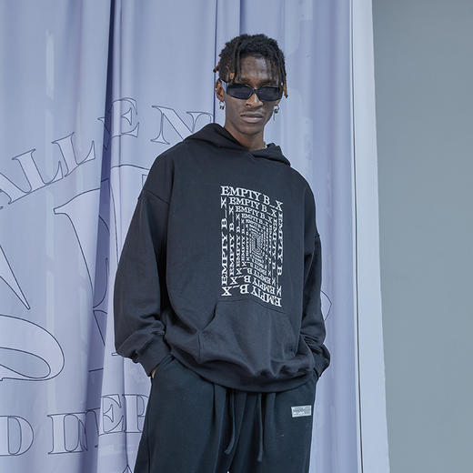 RELABEL 20AW 黑色植绒字母主题印花连帽卫衣 商品图2