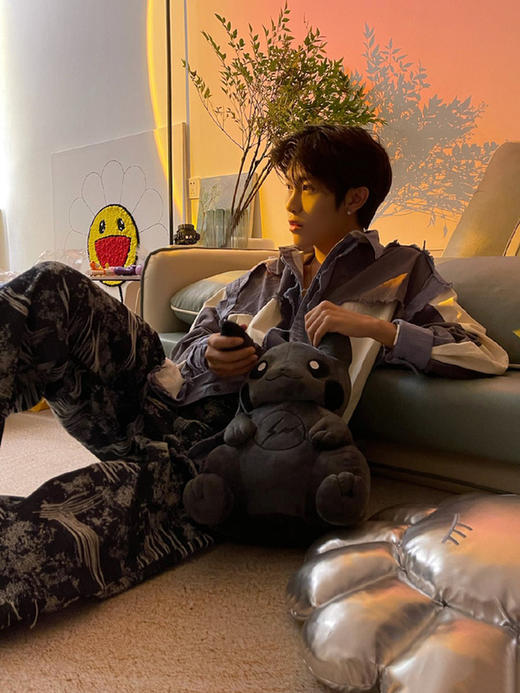 RELABEL 21SS 宽松结构糜烂破坏拉丝牛仔裤 商品图2