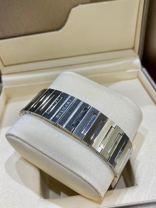 宝格丽Octo Finissimo是OCTO系列 商品图7