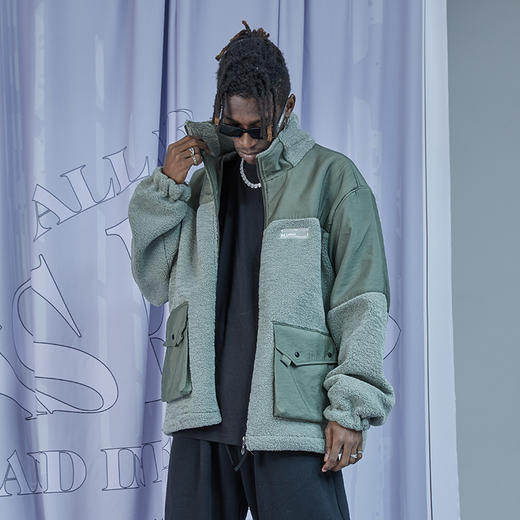 RELABEL 20AW 灰绿色羊羔绒拼接口袋硅胶标保暖棉衣外套 商品图0