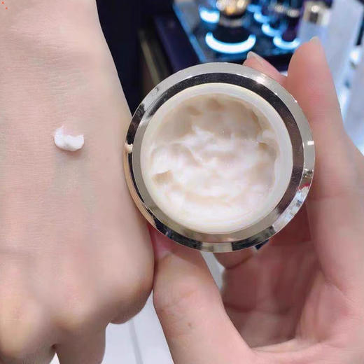 日本CPB 4D精雕眼霜15ml 商品图6