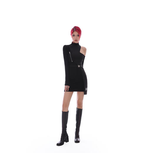 NEWA PROJECT2021秋冬新款 原创高领露肩长袖a字辣妹包臀连衣裙女 商品图4