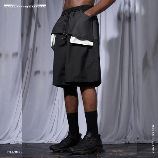 RELABEL 21SS  异形外置结构多材质拼接撞色口袋西装短裤 商品图0