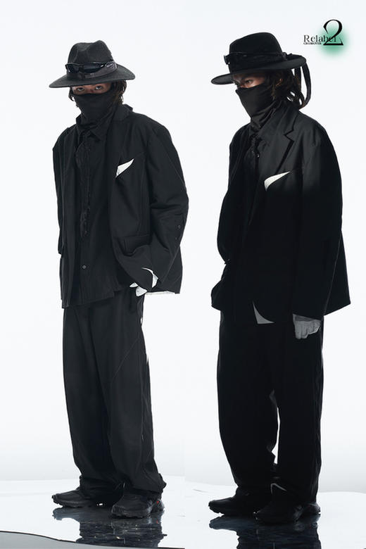 RELABEL 21AW几何切割黑白撞色拼接镂空宽松廓形西服外套 商品图5