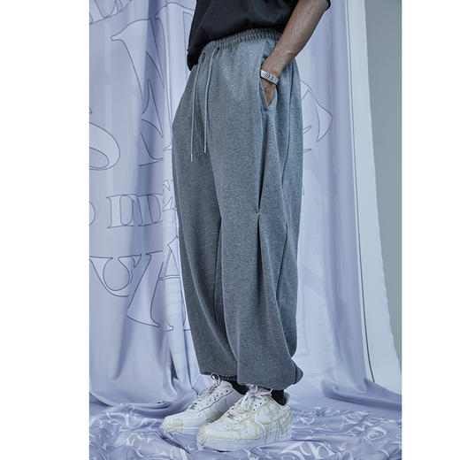 RELABEL 20AW 膝盖细节缝合设计宽松束脚长裤 商品图1