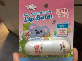 抱抱果儿童润唇膏