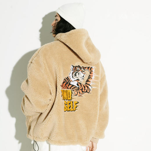 EAFINETAL.21AW新款趣味漫画图案绣花立体贴袋连帽开衫羊羔绒外套 商品图3