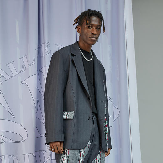 RELABEL 20AW 深灰色面料拼接抽褶不对称西装 商品图2