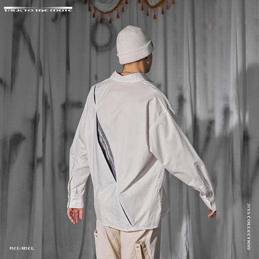 RELABEL 21SS背后大破口藏布剪裁多穿法前后主题印花衬衣 商品图0