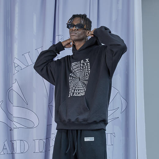 RELABEL 20AW 黑色植绒字母主题印花连帽卫衣 商品图1