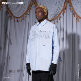 RELABEL 21SS 蓝色条纹错位拼接双口袋胸前主题扭曲字体印花衬衣