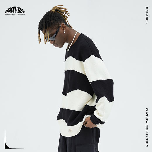 RELABEL 20AW 潮牌不规则弧线黑白撞色拼接毛衣 商品图3