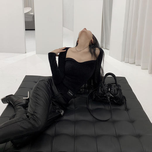 NEWA PROJECT  2021秋冬原创海鸥领保暖加绒修身毛衣针织上衣女 商品图1