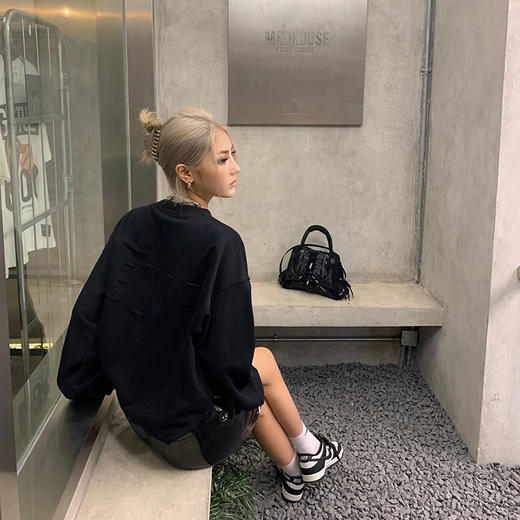 NEWA PROJECT 221秋冬新款韩版圆领不规则休闲上衣长袖宽松卫衣女 商品图3