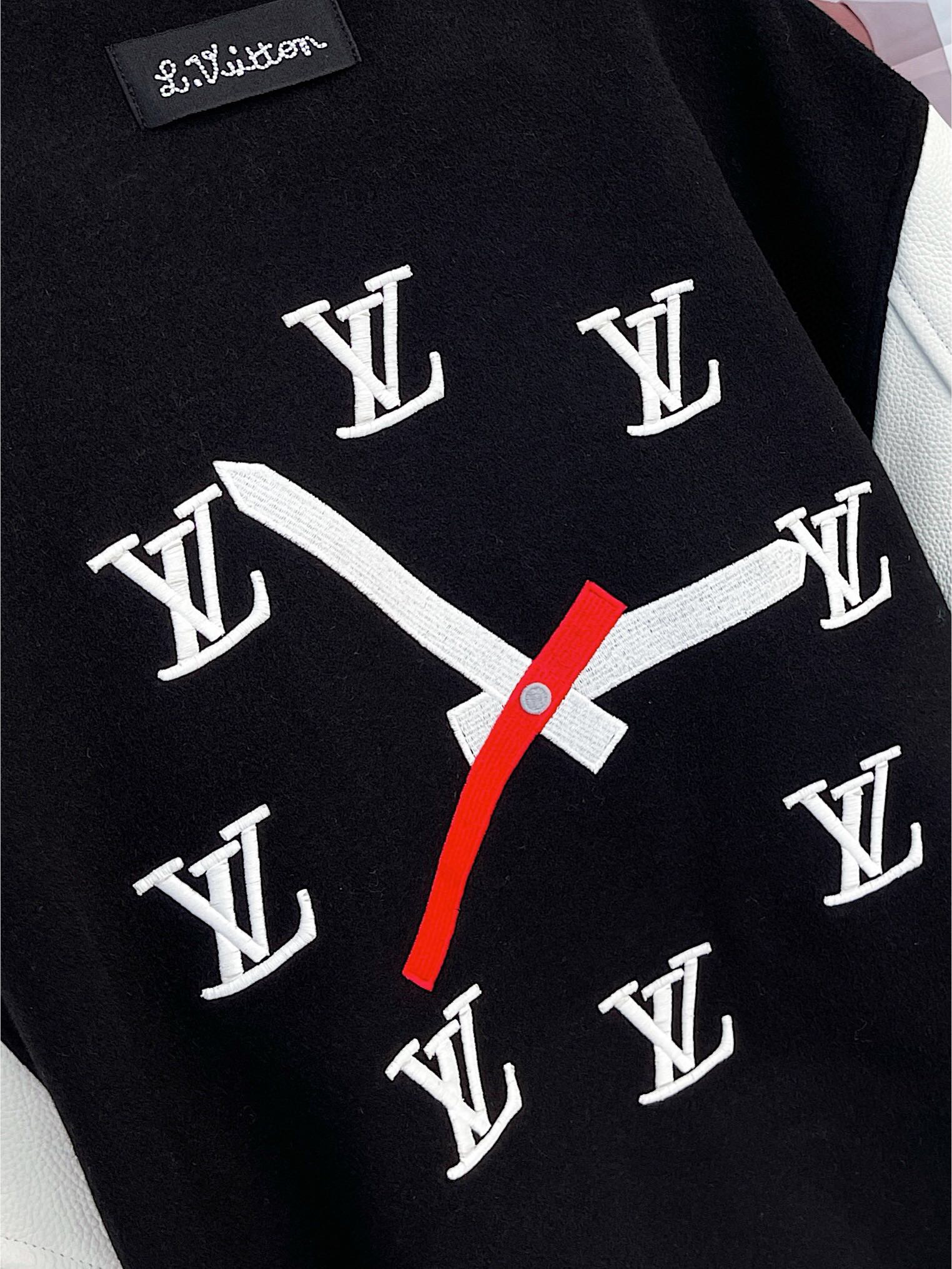 lv路易威登 玩偶棒球夹克 男女同款