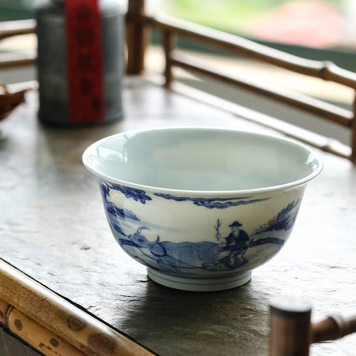 青花釉里红春耕图杯 商品图3