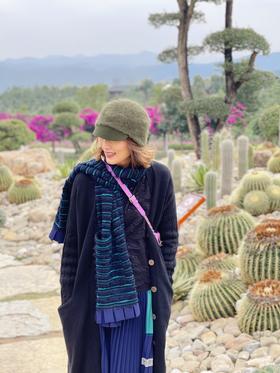  这件披肩，让你尽情穿衣，再冷也有幸福感！ 