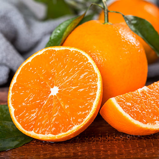 湖北秭归屈乡九月红脐橙现摘现发 肉质细腻 鲜嫩多汁 可以吸汁的橙 普箱/彩箱/礼盒 商品图5