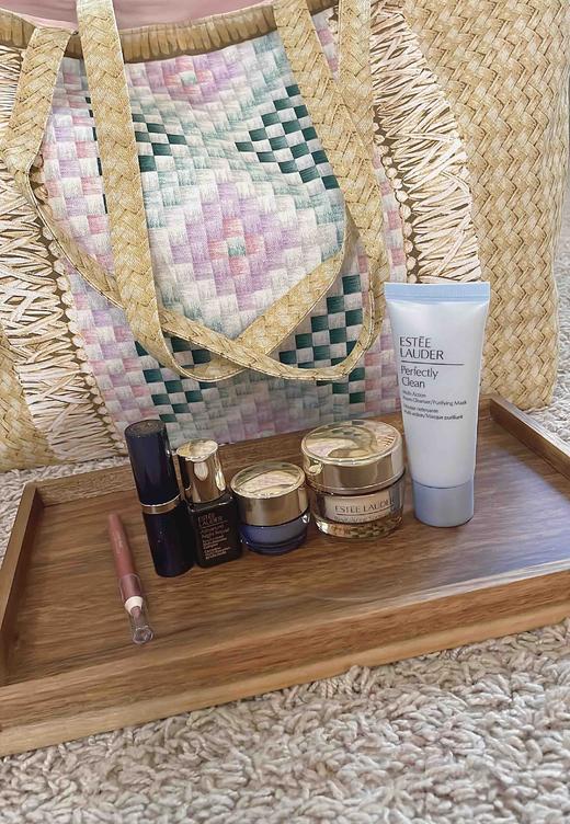 最后1套！Estée Lauder 雅诗兰黛明星款礼包7件套 送免费沙滩包 商品图1