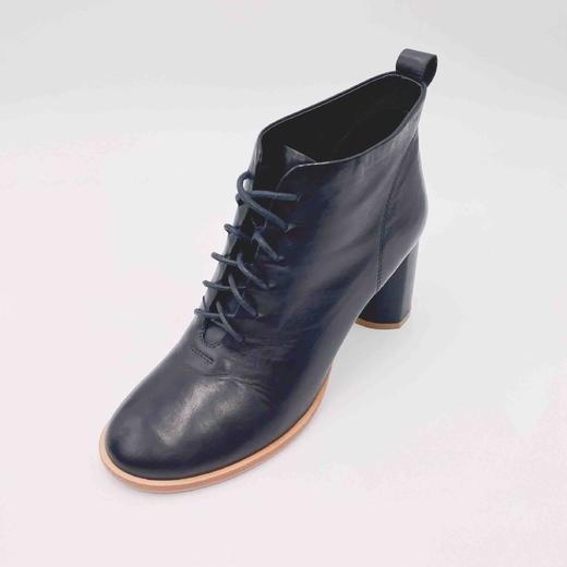 LFGJ  20004 秋冬设计师新款圆头系带英伦风时尚百搭减龄小短靴 商品图3