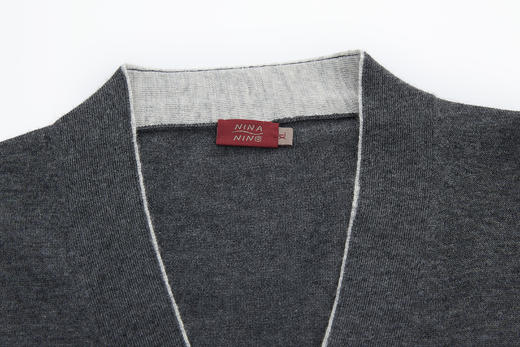 经典V领男开衫 深灰/浅灰/原色 商品图3