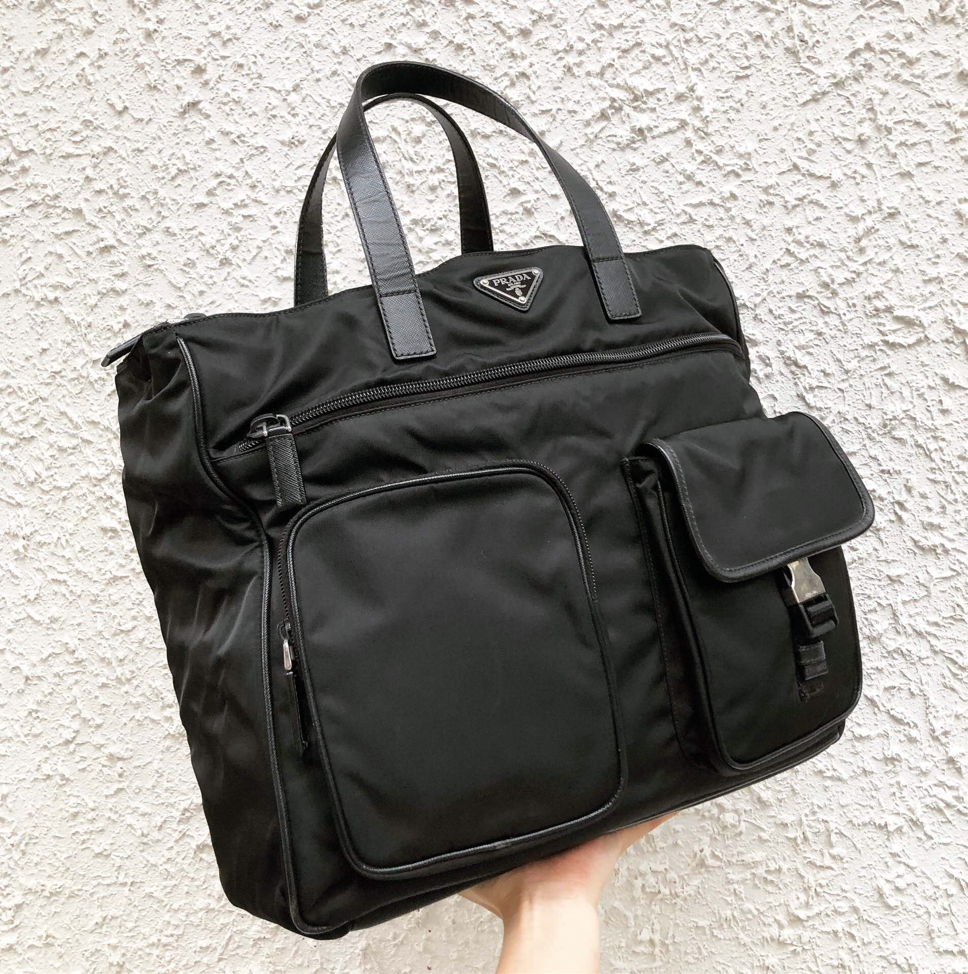 prada普拉达黑色降落伞尼龙肩背包