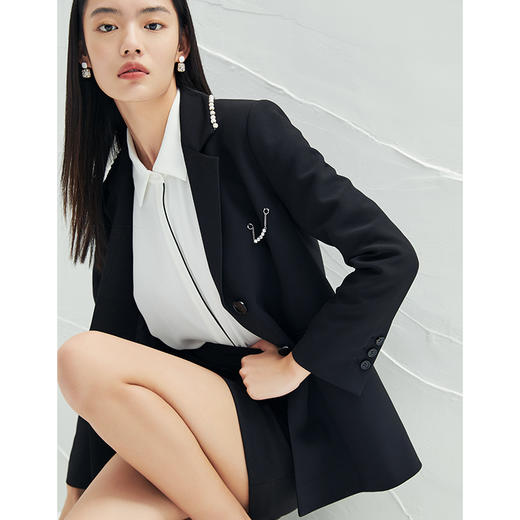 EITIE爱特爱春季新款时尚职业通勤百搭显瘦干练西装外套女A2203915 商品图3