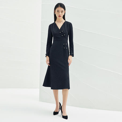 EITIE爱特爱春季新款时尚通勤改良旗袍V领开叉显瘦A字纯色连衣裙A2207911 商品图4