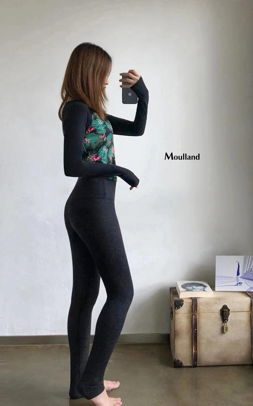 爆款好货 拼接撞色长袖-黑/叶阴 商品图1