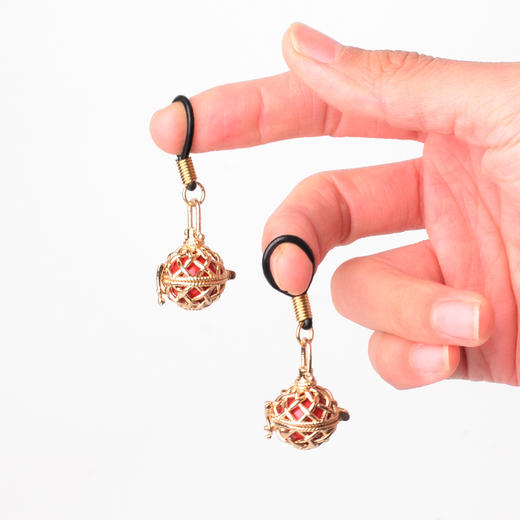 情趣水音铃铛乳夹 笼子可开合 商品图1