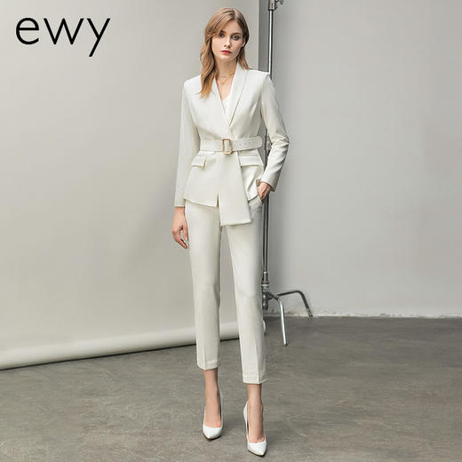 时尚主持人西服套装女讲师工作服名媛白色职业装播音艺考ol正装 商品图1