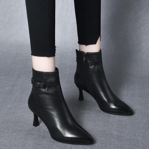 QW886秋冬季新款加棉性感尖头软皮侧拉链女靴 商品图2