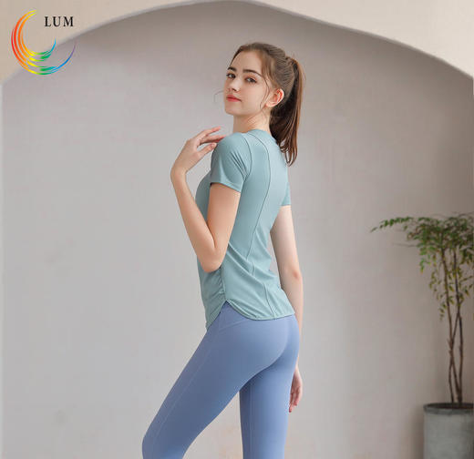 LUM39773露檬瑜伽运动短袖轻薄双面布（含胸垫） 商品图7